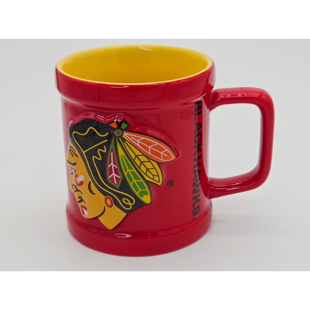 NHL Chicago Blackhawks Red Yellow 3D Logo Ceramic Coffee Mug 3.5 Inch Cup New